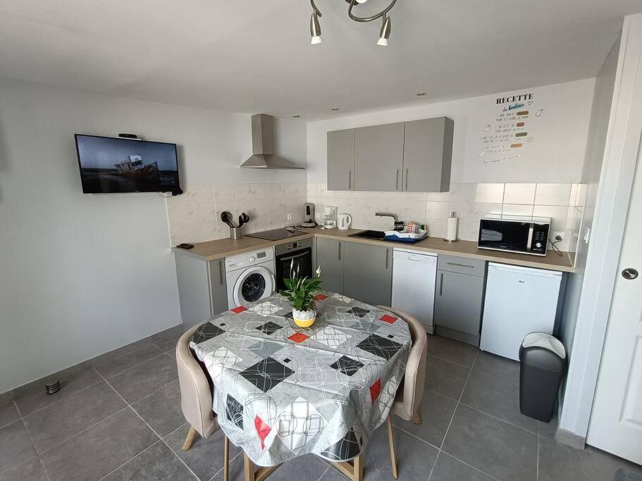 Le Hutteau Apartamento Vaudricourt Exterior foto